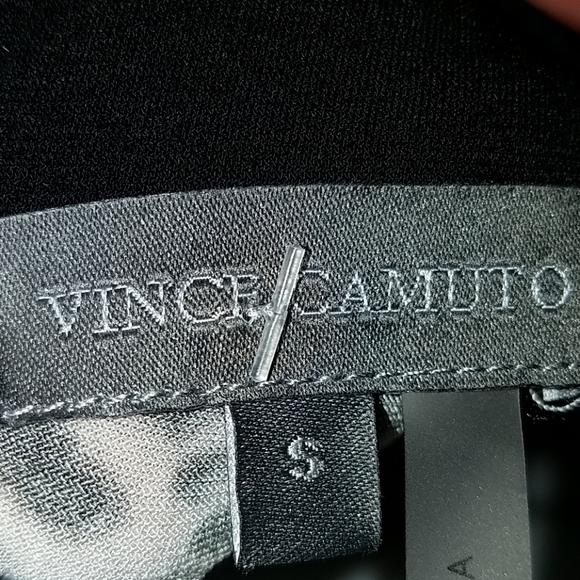 Vince Camuto Sleeveless Animal Print Top - Picture 9 of 9